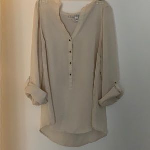 Lauren Conrad cream coloured blouse